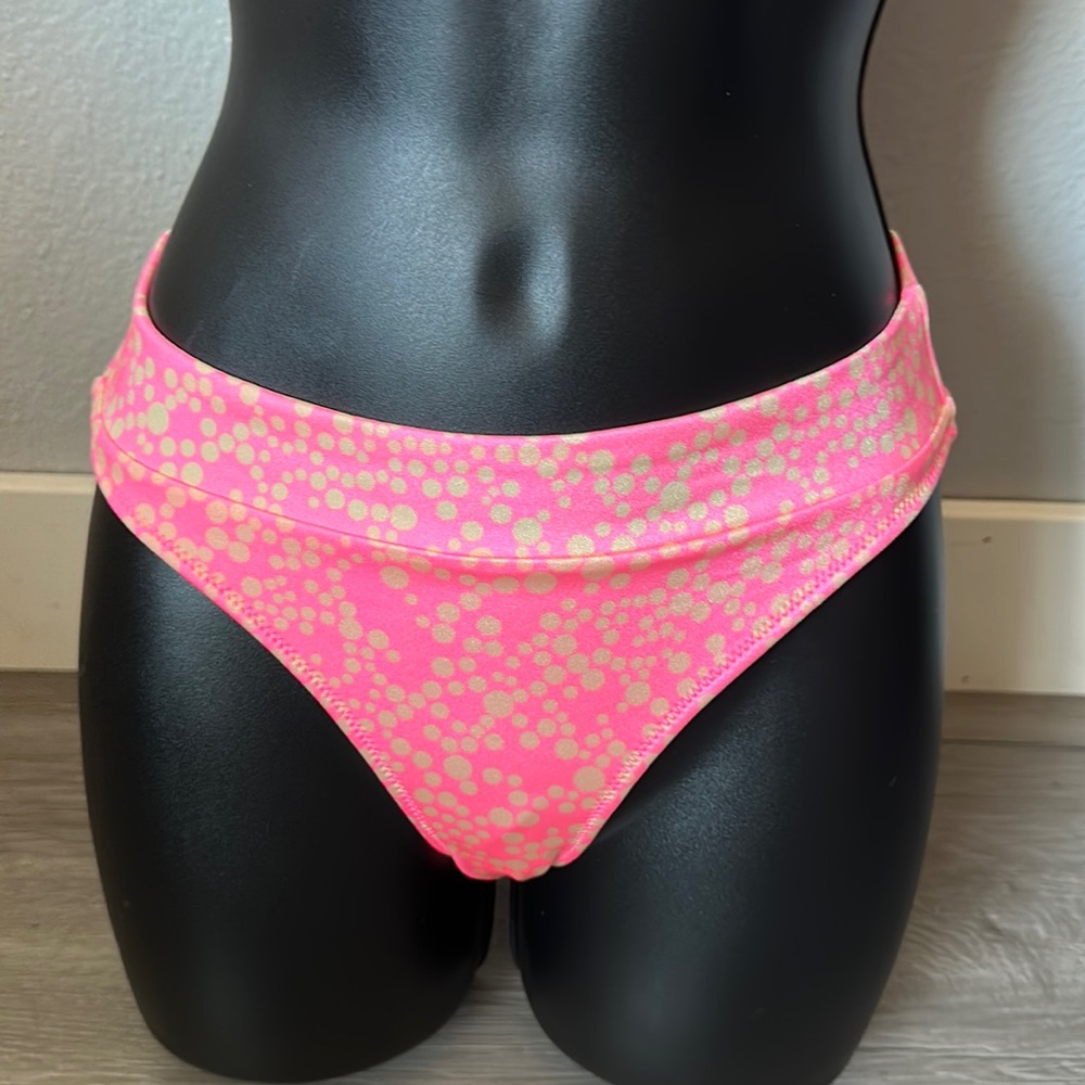 Pink Polka Dot swimsuit set. - Picture 3 of 13